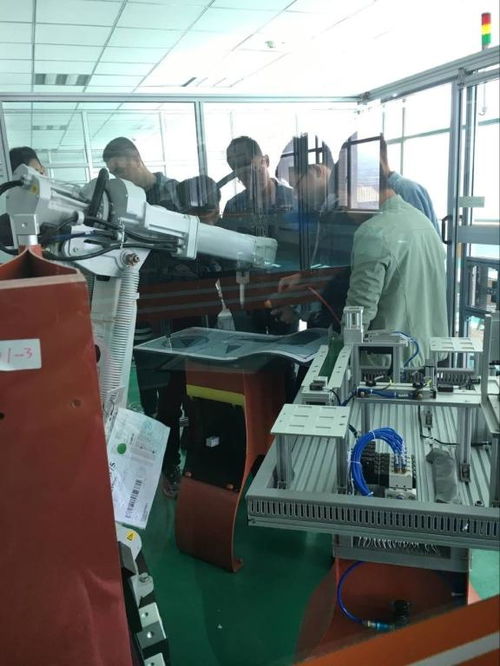 機(jī)電工程系點(diǎn)對(duì)點(diǎn)服務(wù)，精準(zhǔn)賦能企業(yè)技術(shù)升級(jí)